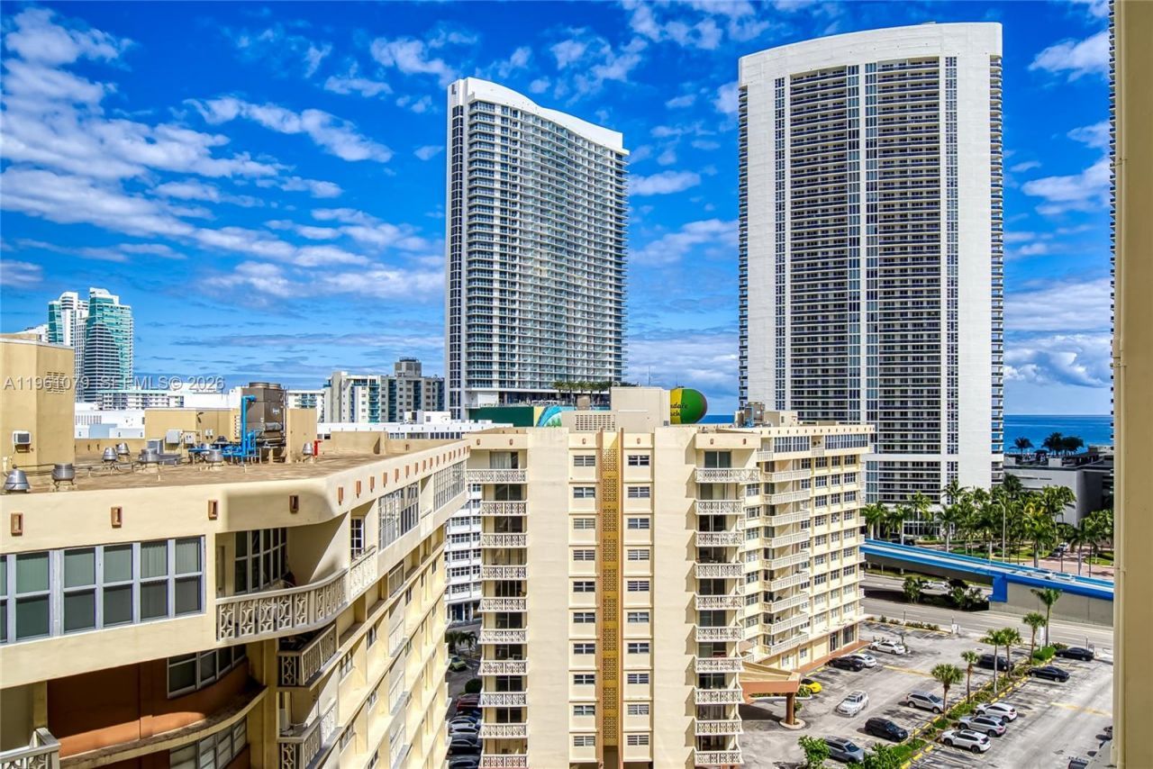 1833 S Ocean Dr, Unit 1407, Hallandale Beach, FL 33009 Photo