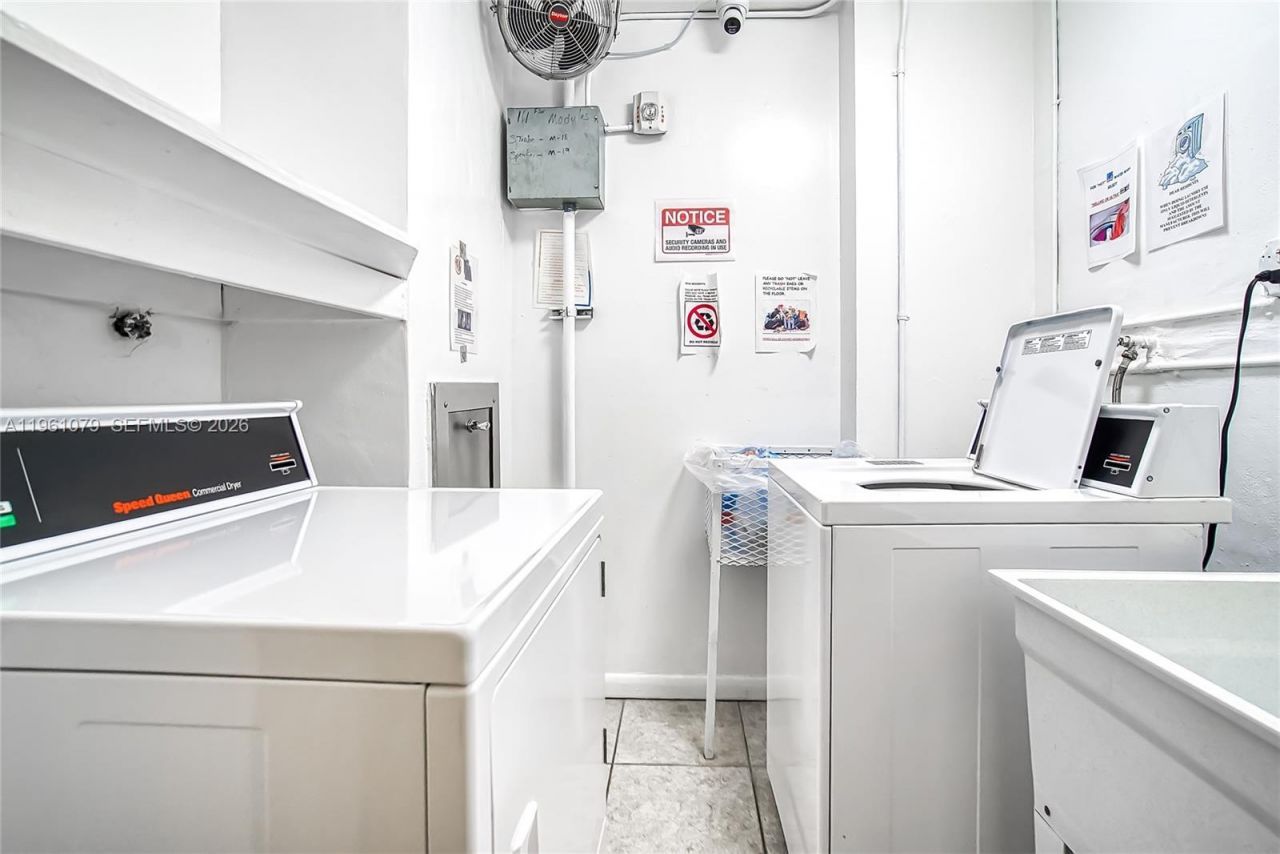 1833 S Ocean Dr, Unit 1407, Hallandale Beach, FL 33009 Photo