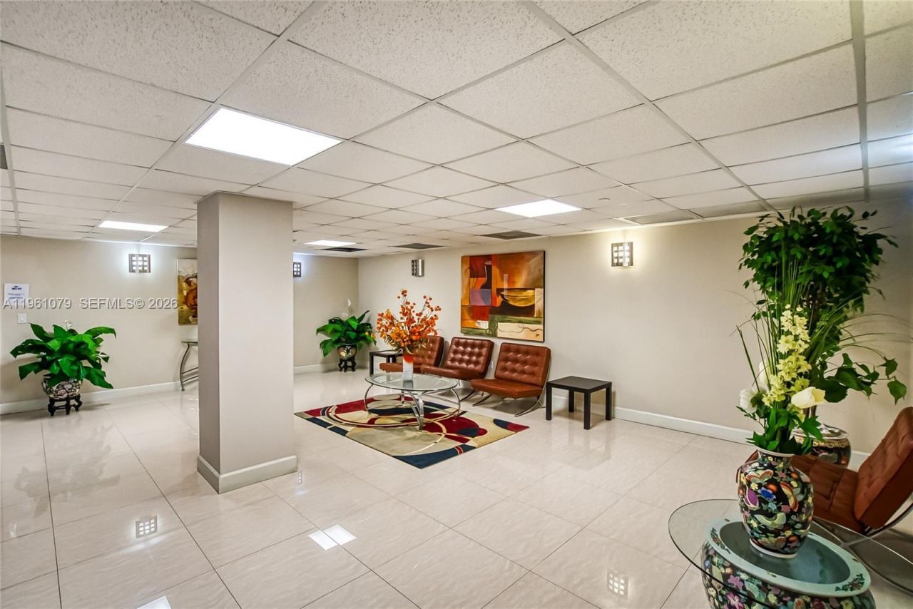 1833 S Ocean Dr, Unit 1407, Hallandale Beach, FL 33009 Photo