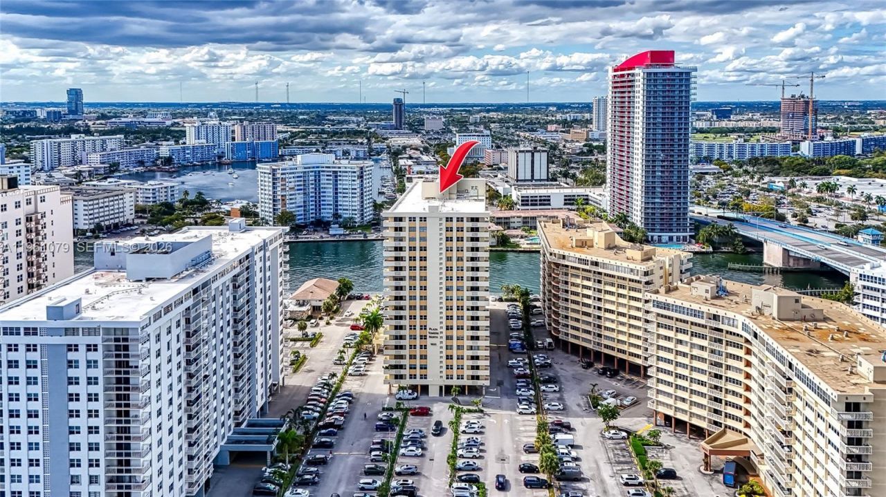 1833 S Ocean Dr, Unit 1407, Hallandale Beach, FL 33009 Photo