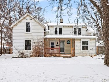 714 W 8TH Street, Monroe, MI 48161