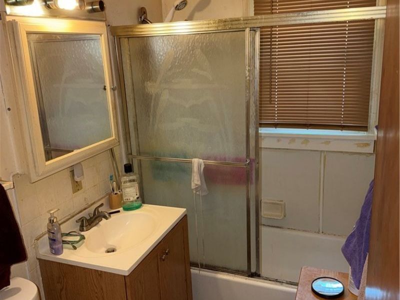 16202 Harvard Avenue, Cleveland, OH 44128 Photo 16