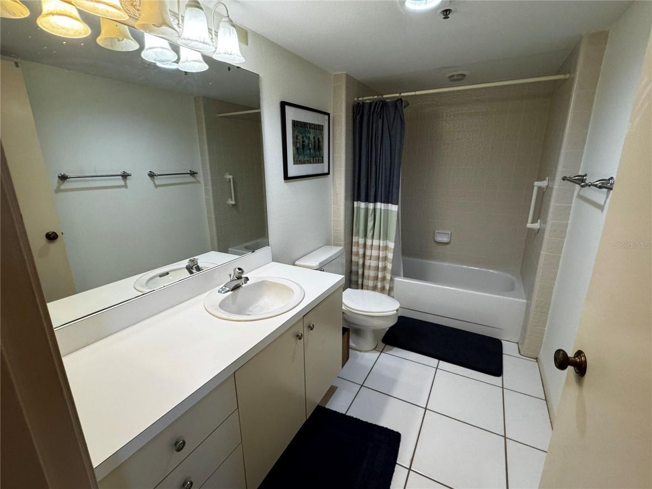 1085 Gulf Of Mexico Drive, Unit 205, Longboat Key, FL 34228 Photo
