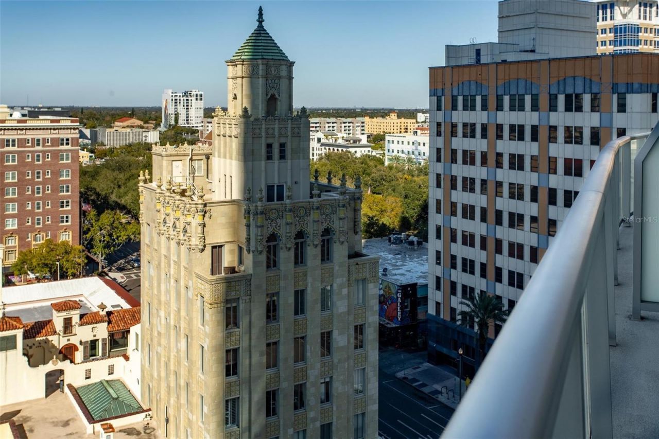 400 Central Avenue, Unit 1008, Saint Petersburg, FL 33701 Photo