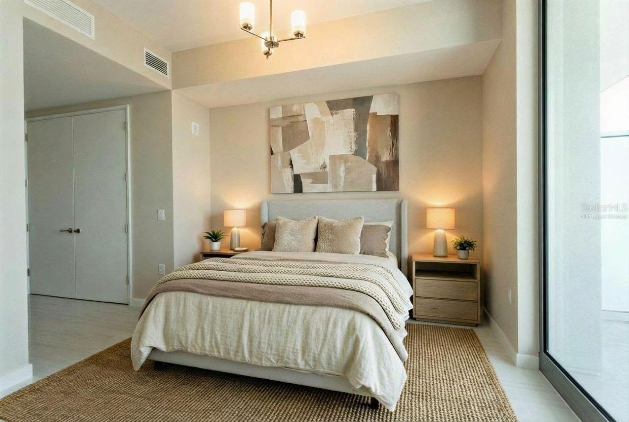 400 Central Avenue, Unit 1008, Saint Petersburg, FL 33701 Photo