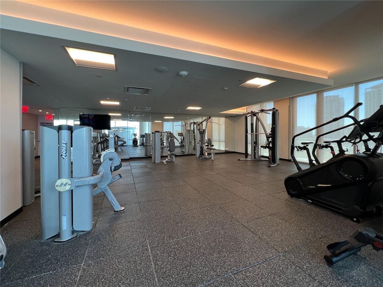 400 Central Avenue, Unit 1008, Saint Petersburg, FL 33701 Photo