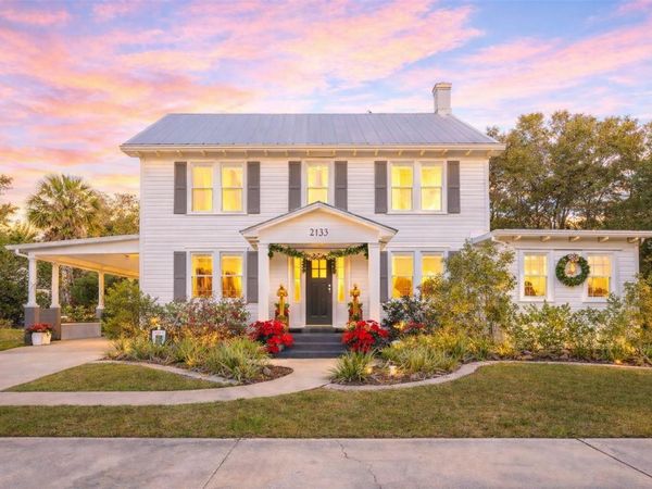 2133 EAU CLAIRE AVENUE, DELAND, FL 32724