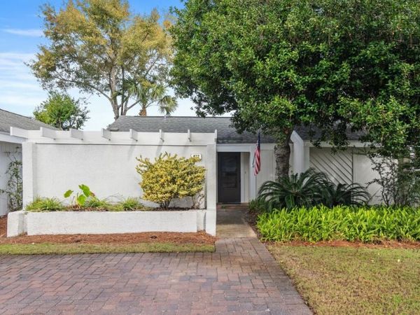 477 W Linkside Place, Miramar Beach, FL 32550