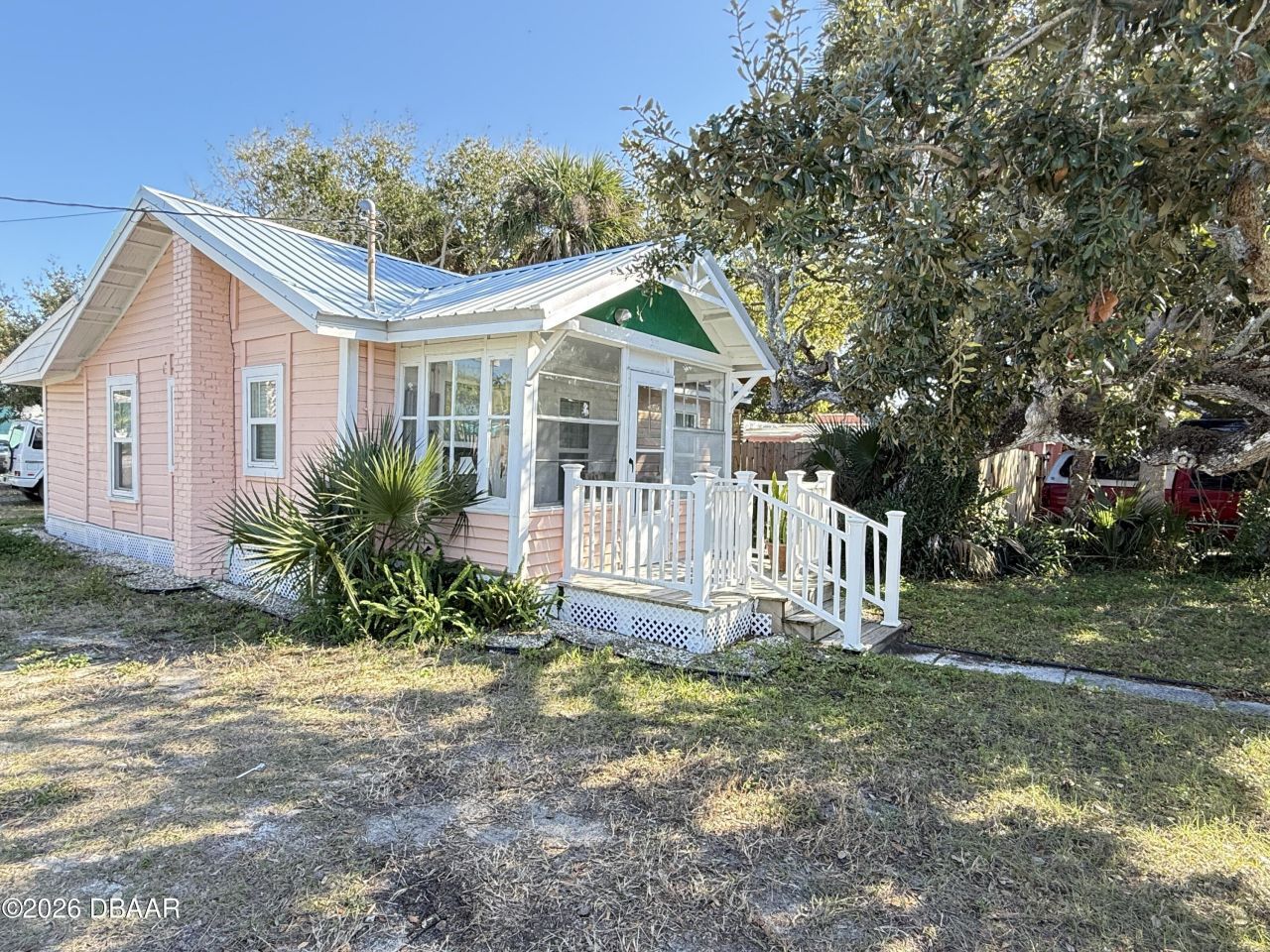 207 N Pine Street, New Smyrna Beach, FL 32169 Photo