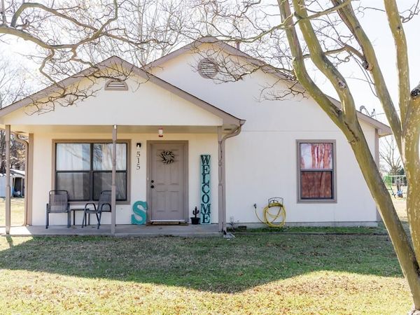 515 Longbotham, Wortham, TX 76693