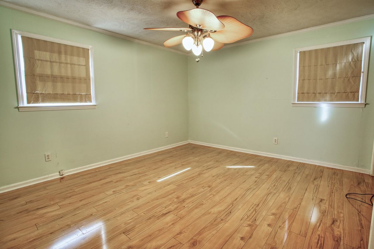 1016 Gravelley Gulley Circle Photo 17