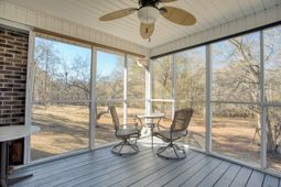 1016 Gravelley Gulley Circle photo 4