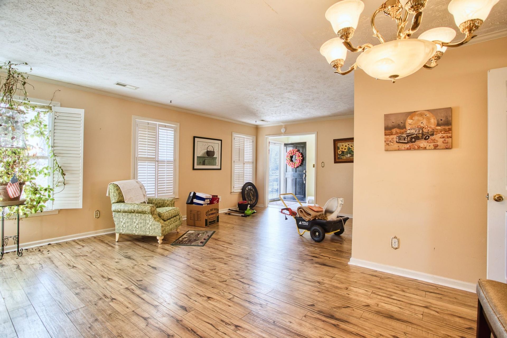 1016 Gravelley Gulley Circle Photo 6