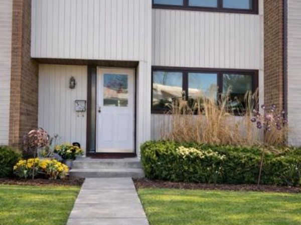 529 NETTLETON, EAST WINDSOR, NJ 08520