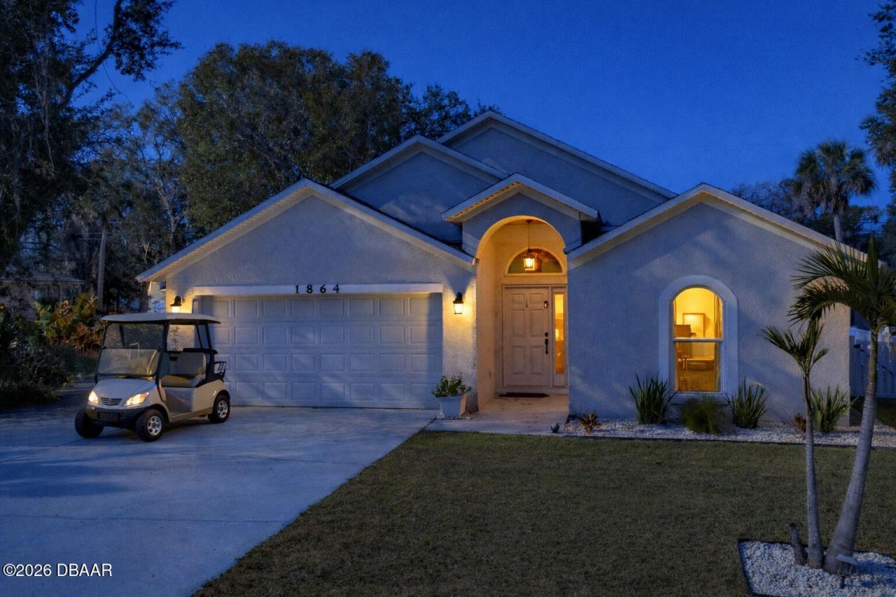 1864 Orange Tree Drive, Edgewater, FL 32141 Main Photo