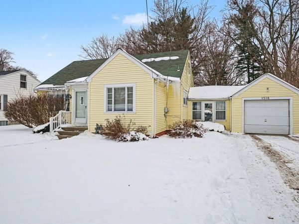 1510 E Beardsley Avenue, Elkhart, IN 46514