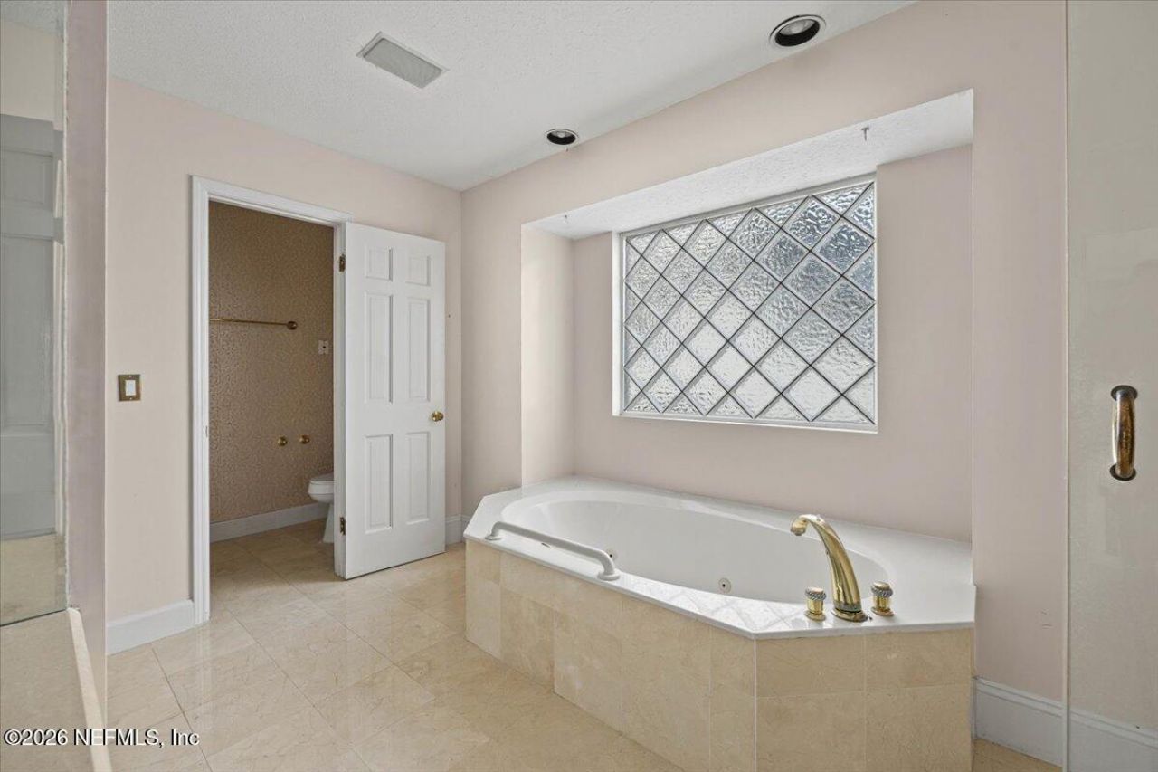 5043 Mariners Point Drive, Jacksonville, FL 32225 Photo