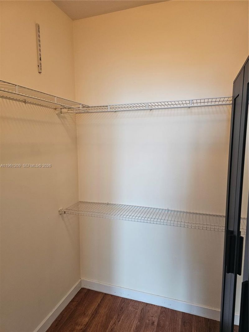 325 S Biscayne Blvd, Unit 3116, Miami, FL 33131 Photo