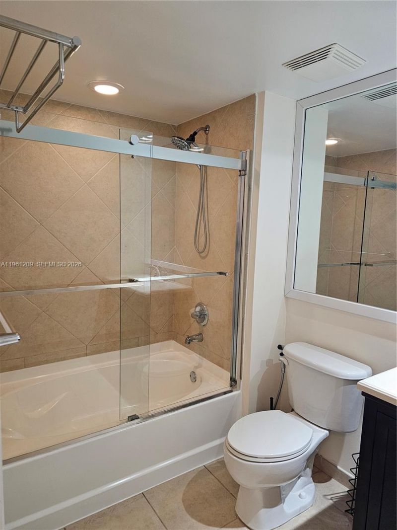 325 S Biscayne Blvd, Unit 3116, Miami, FL 33131 Photo