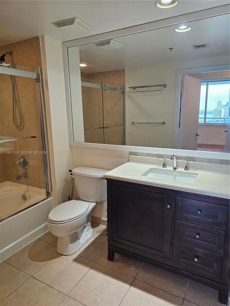 325 S Biscayne Blvd, Unit 3116, Miami, FL 33131 Photo