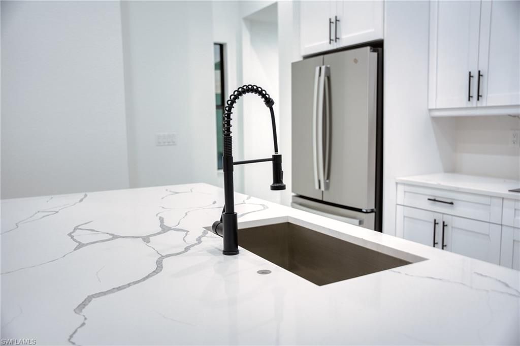 9 NW 12th Pl, Cape Coral, FL 33993 Photo