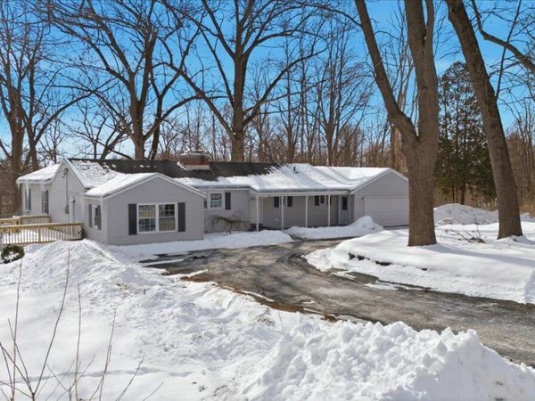 12 Laurel Road, Moreau, NY 12828