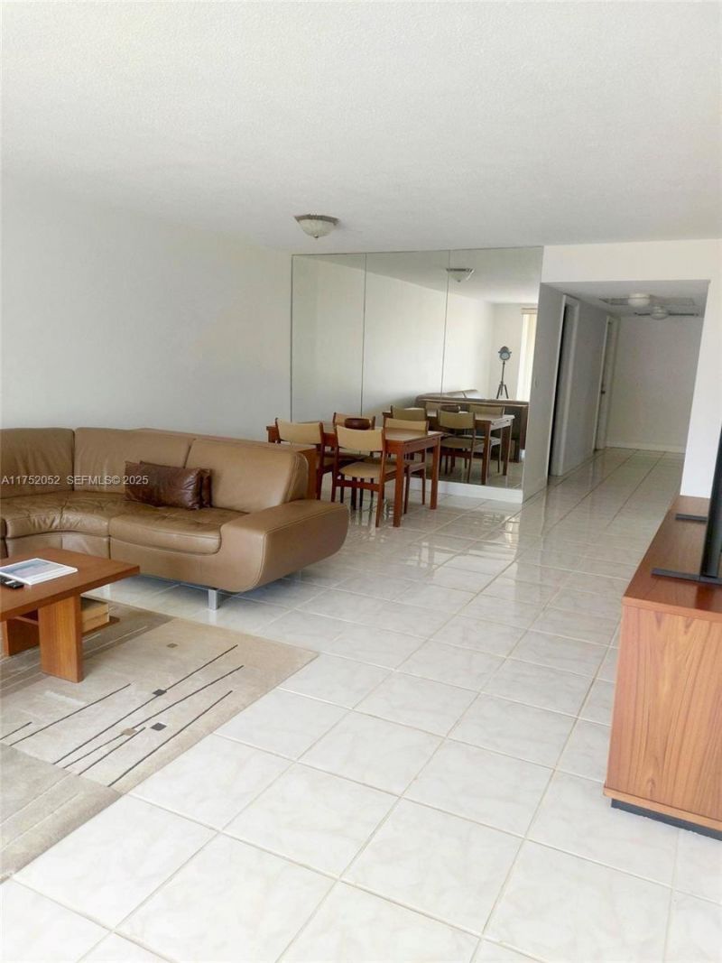 2650 S Course Drive, Unit 410, Pompano Beach, FL 33069 Photo