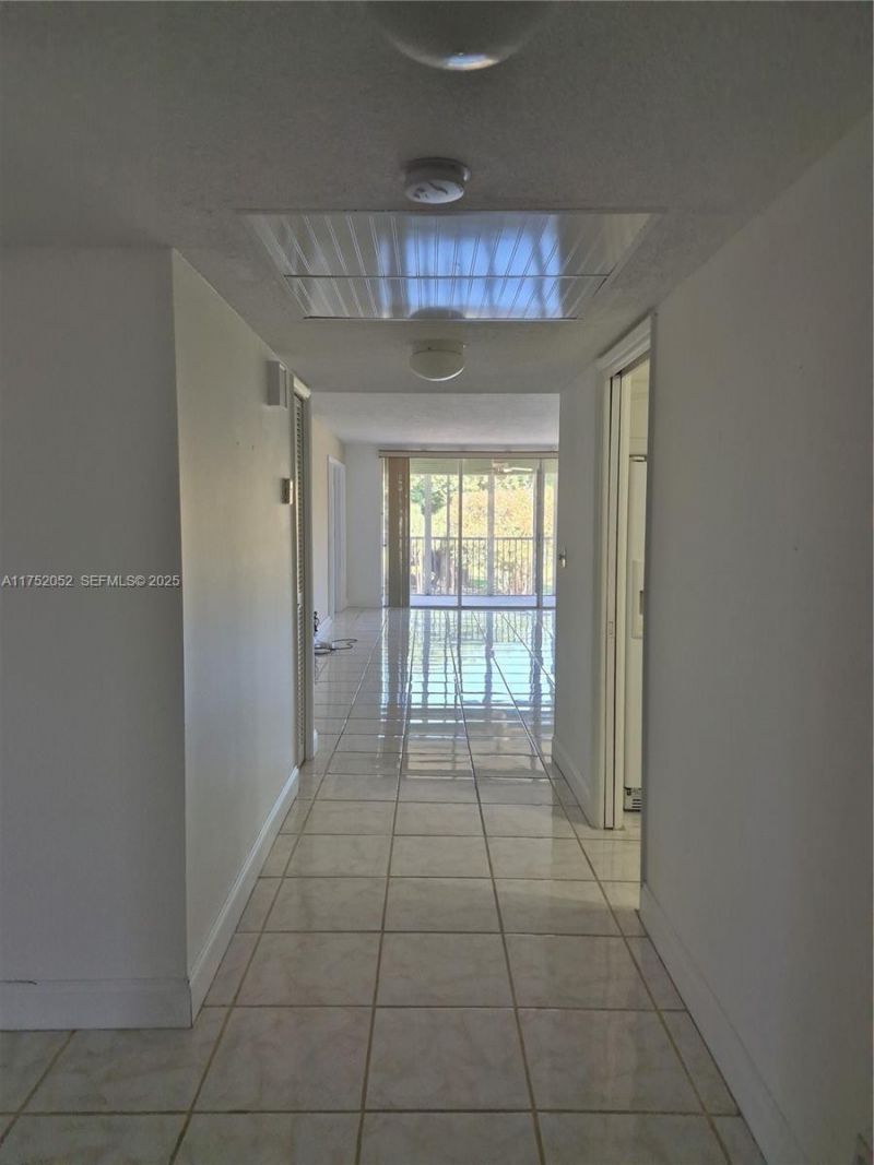 2650 S Course Drive, Unit 410, Pompano Beach, FL 33069 Photo