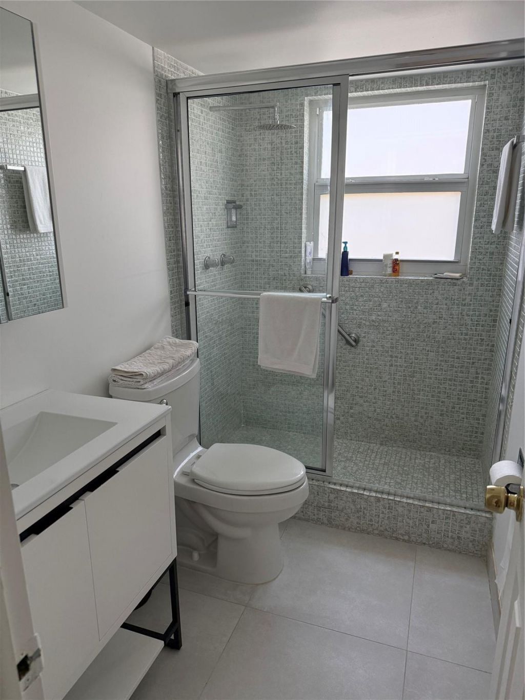2650 S Course Drive, Unit 410, Pompano Beach, FL 33069 Photo