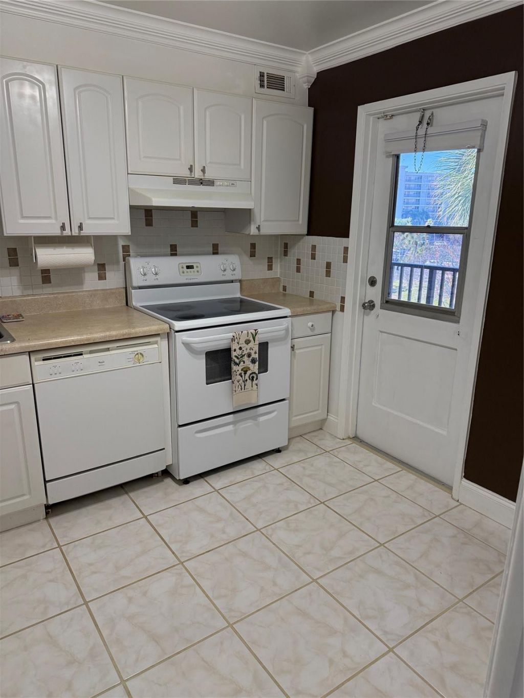 2650 S Course Drive, Unit 410, Pompano Beach, FL 33069 Photo