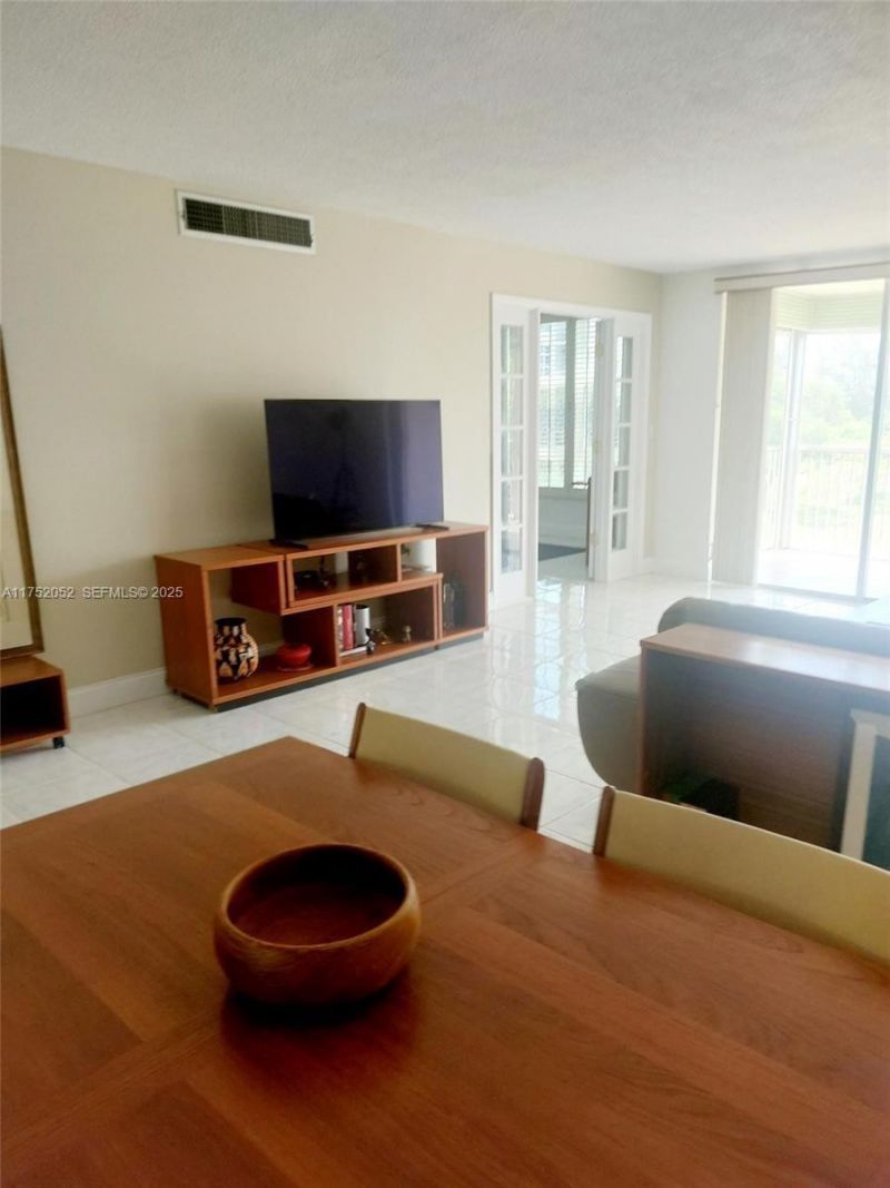 2650 S Course Drive, Unit 410, Pompano Beach, FL 33069 Photo
