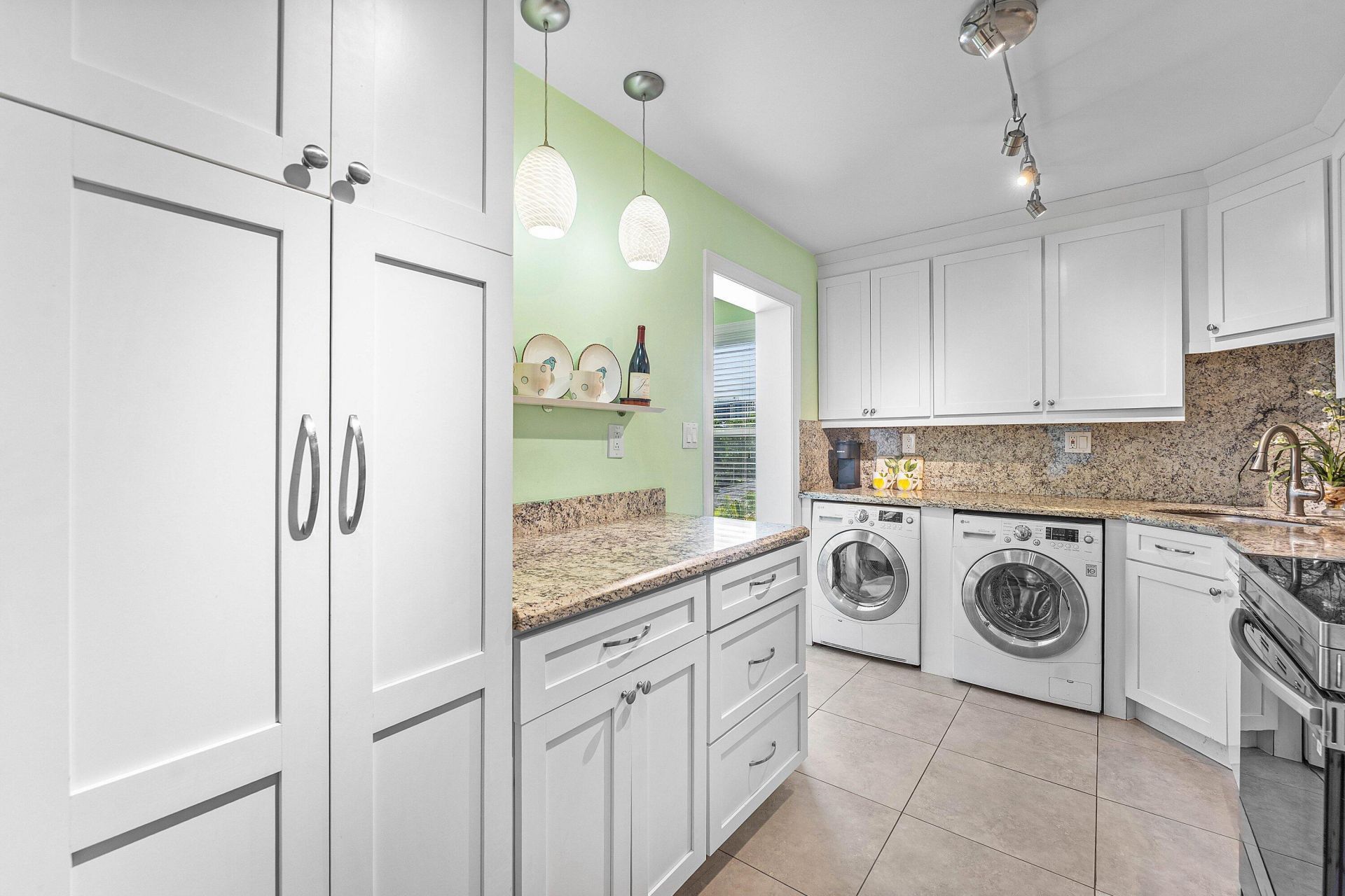 800 E Camino Real, Unit 409, Boca Raton, FL 33432 Photo