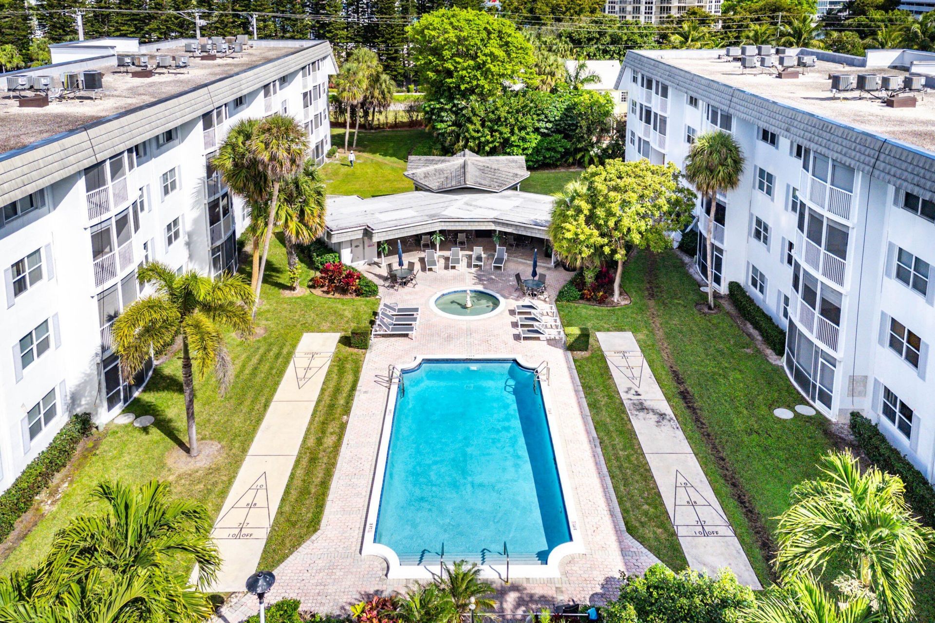 800 E Camino Real, Unit 409, Boca Raton, FL 33432 Photo