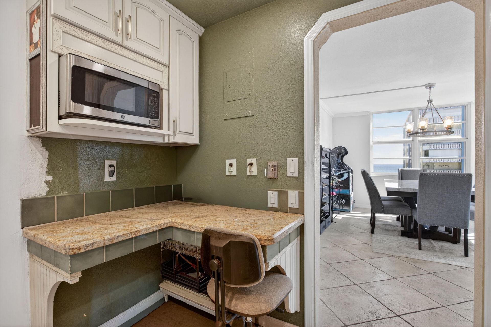 301 N Ocean Boulevard, Unit 1006, Pompano Beach, FL 33062 Photo