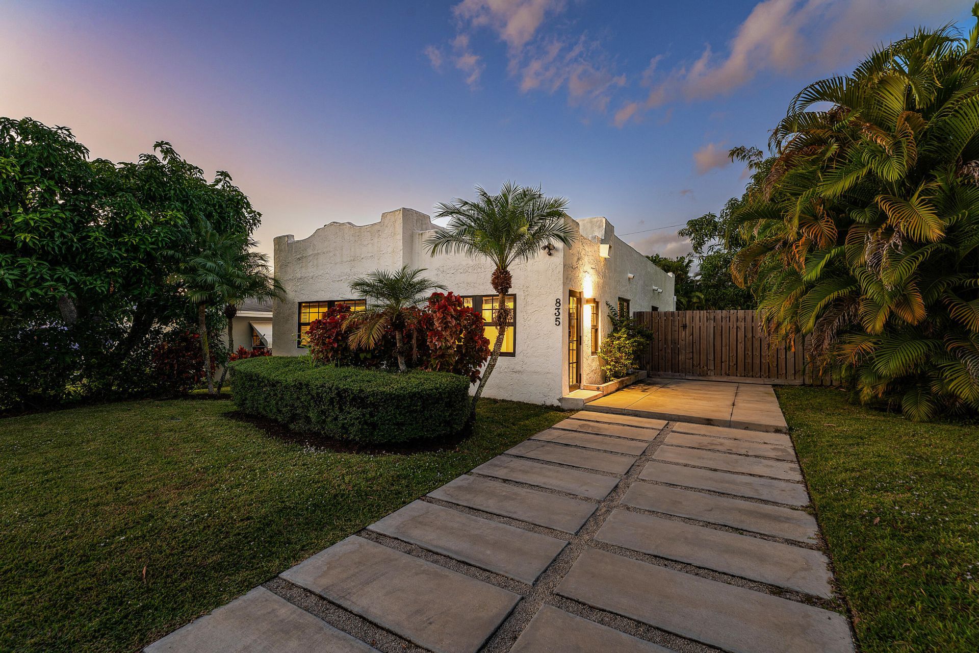 835 Flamingo Drive, West Palm Beach, FL 33401 Photo