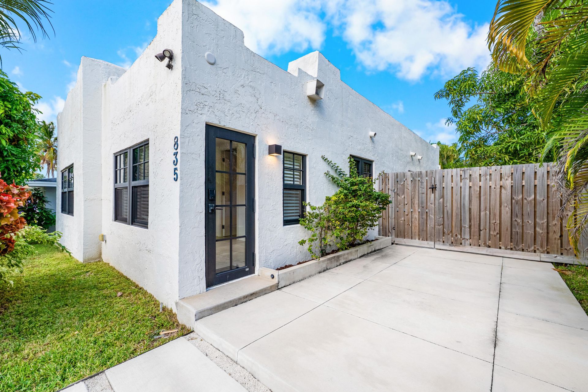 835 Flamingo Drive, West Palm Beach, FL 33401 Photo