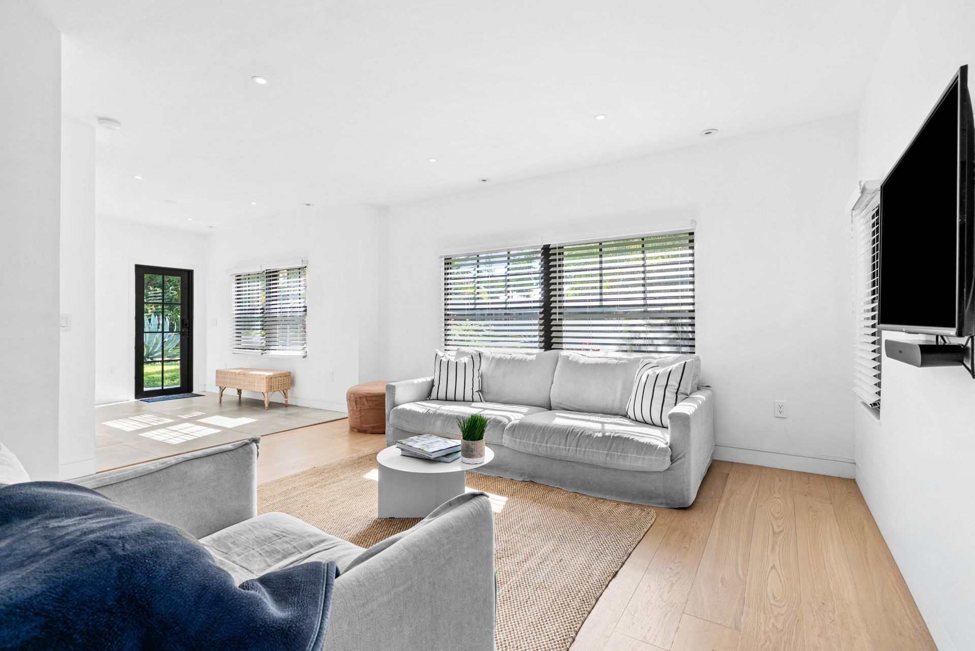 835 Flamingo Drive, West Palm Beach, FL 33401 Photo