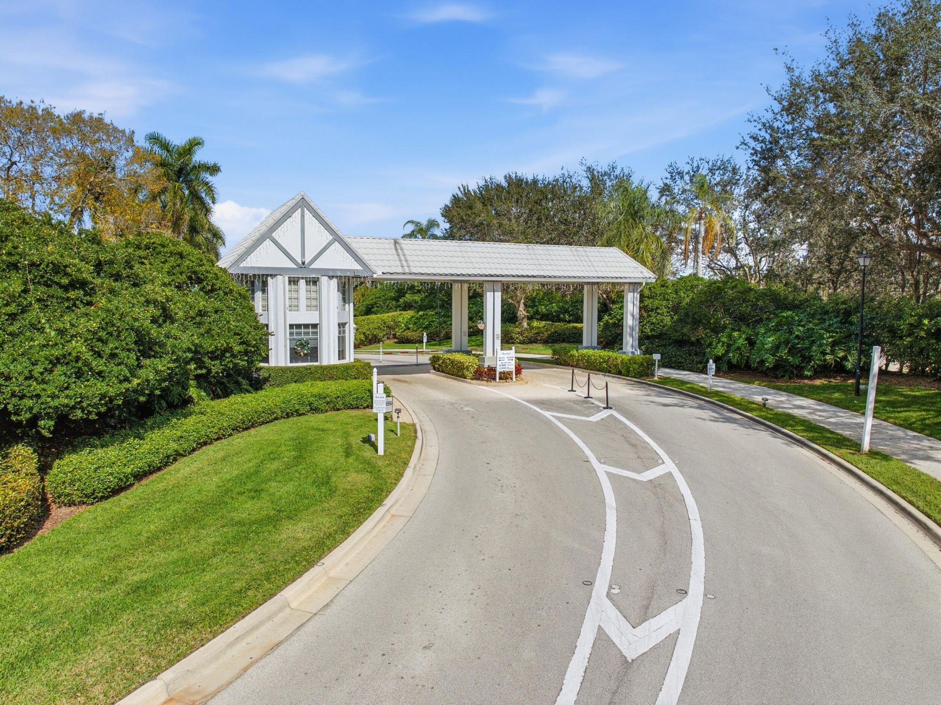 9428 Swansea Lane, West Palm Beach, FL 33411 Photo