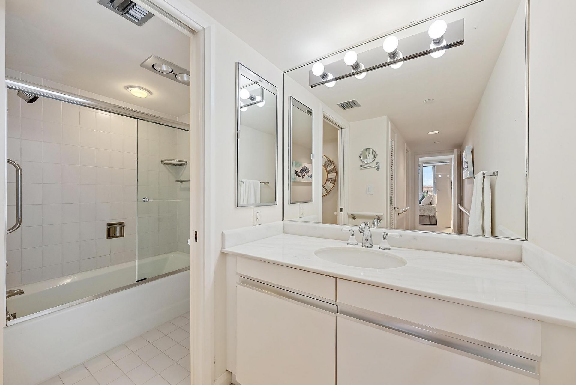 100 Lakeshore Drive, Unit 251, North Palm Beach, FL 33408 Photo