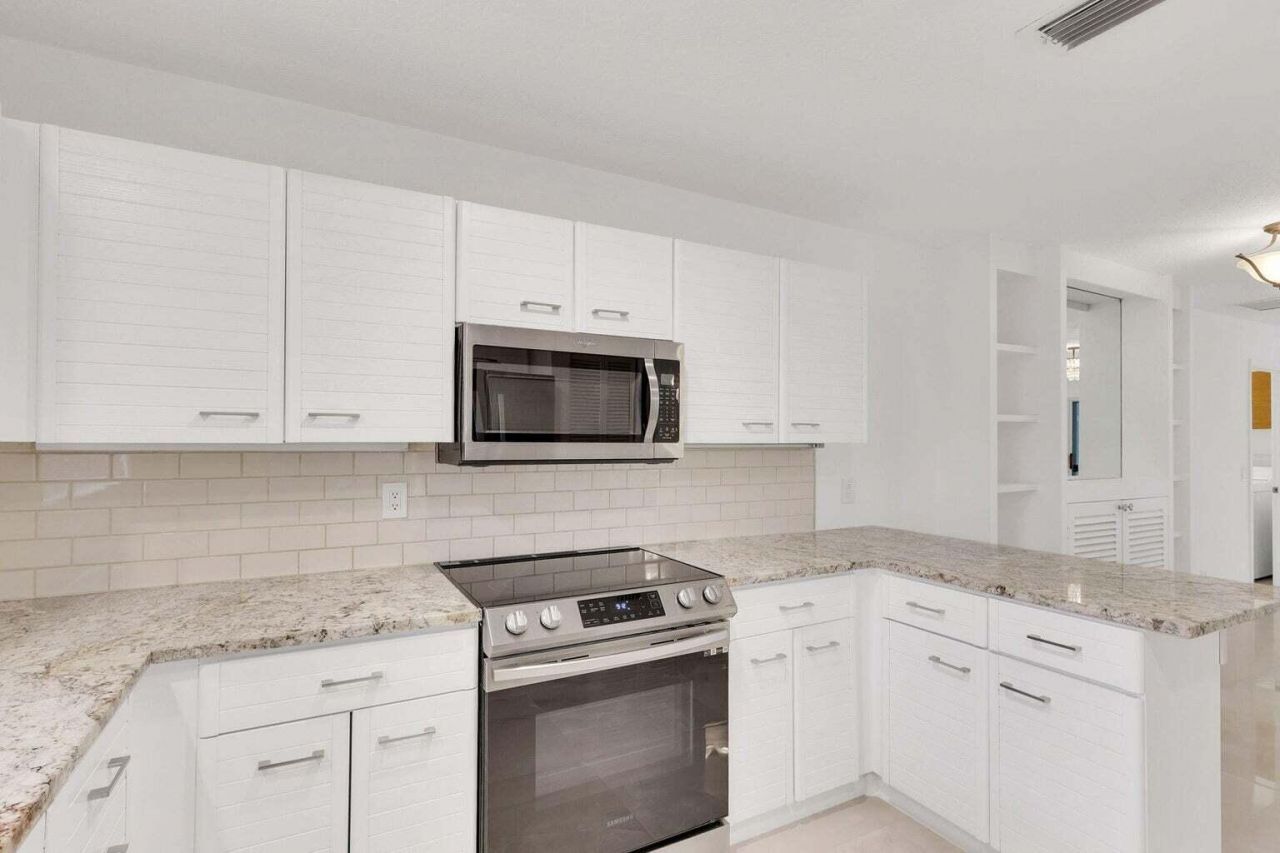 350 Eagleton Golf Drive, Palm Beach Gardens, FL 33418 Photo