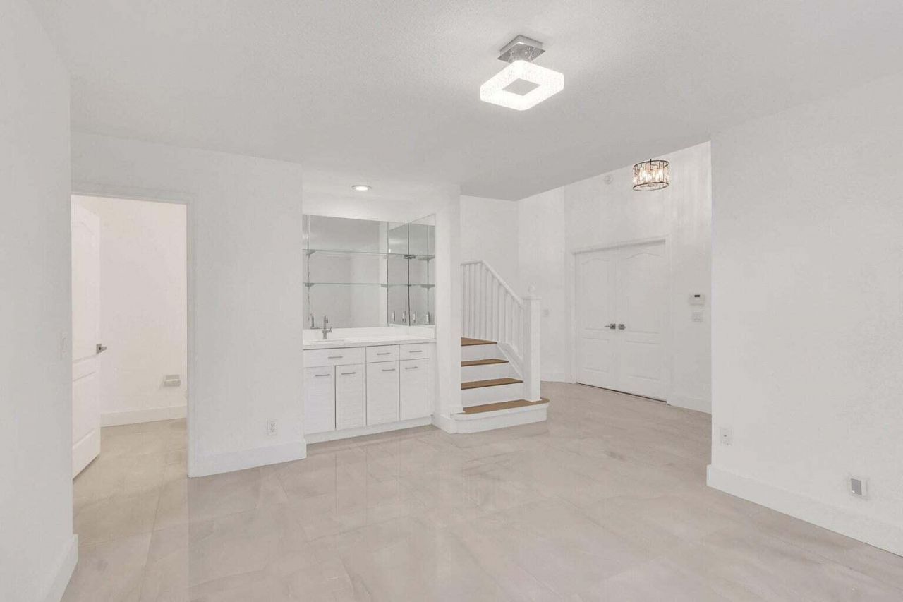 350 Eagleton Golf Drive, Palm Beach Gardens, FL 33418 Photo