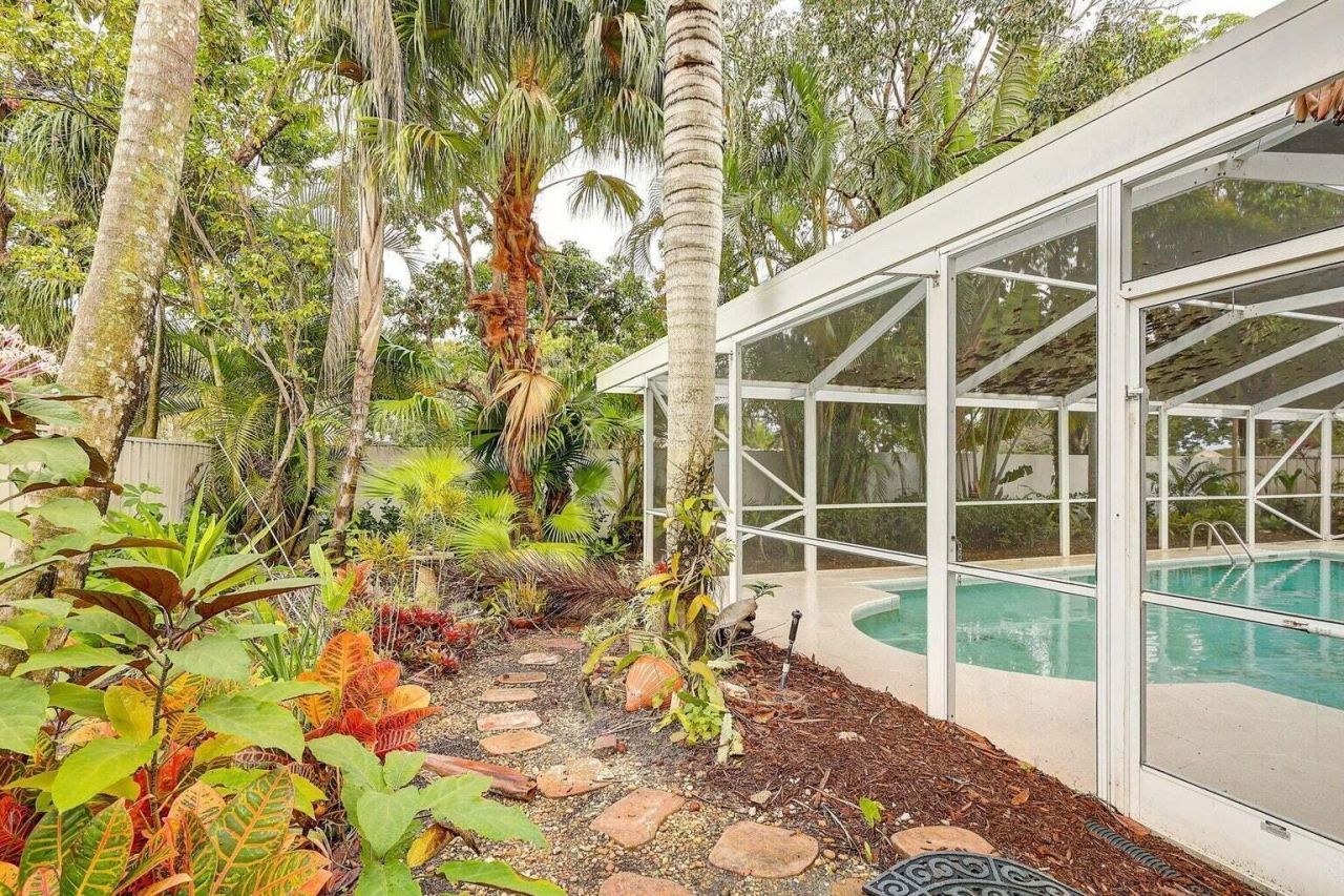 350 Eagleton Golf Drive, Palm Beach Gardens, FL 33418 Photo