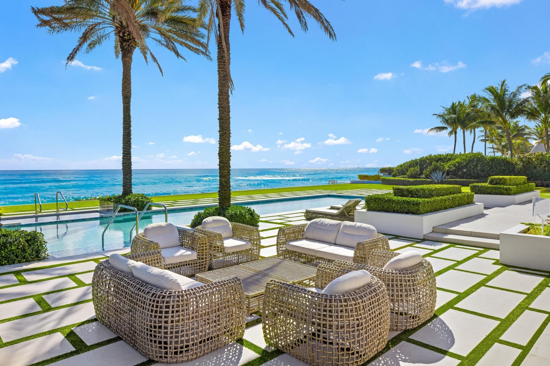 900 S Ocean Boulevard, Manalapan, FL 33462 Photo