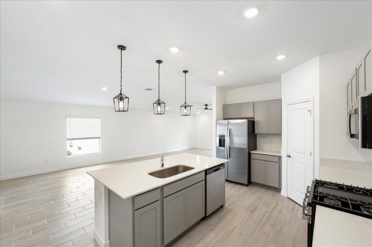 6331 NW Windwood Way, Port Saint Lucie, FL 34987 Photo