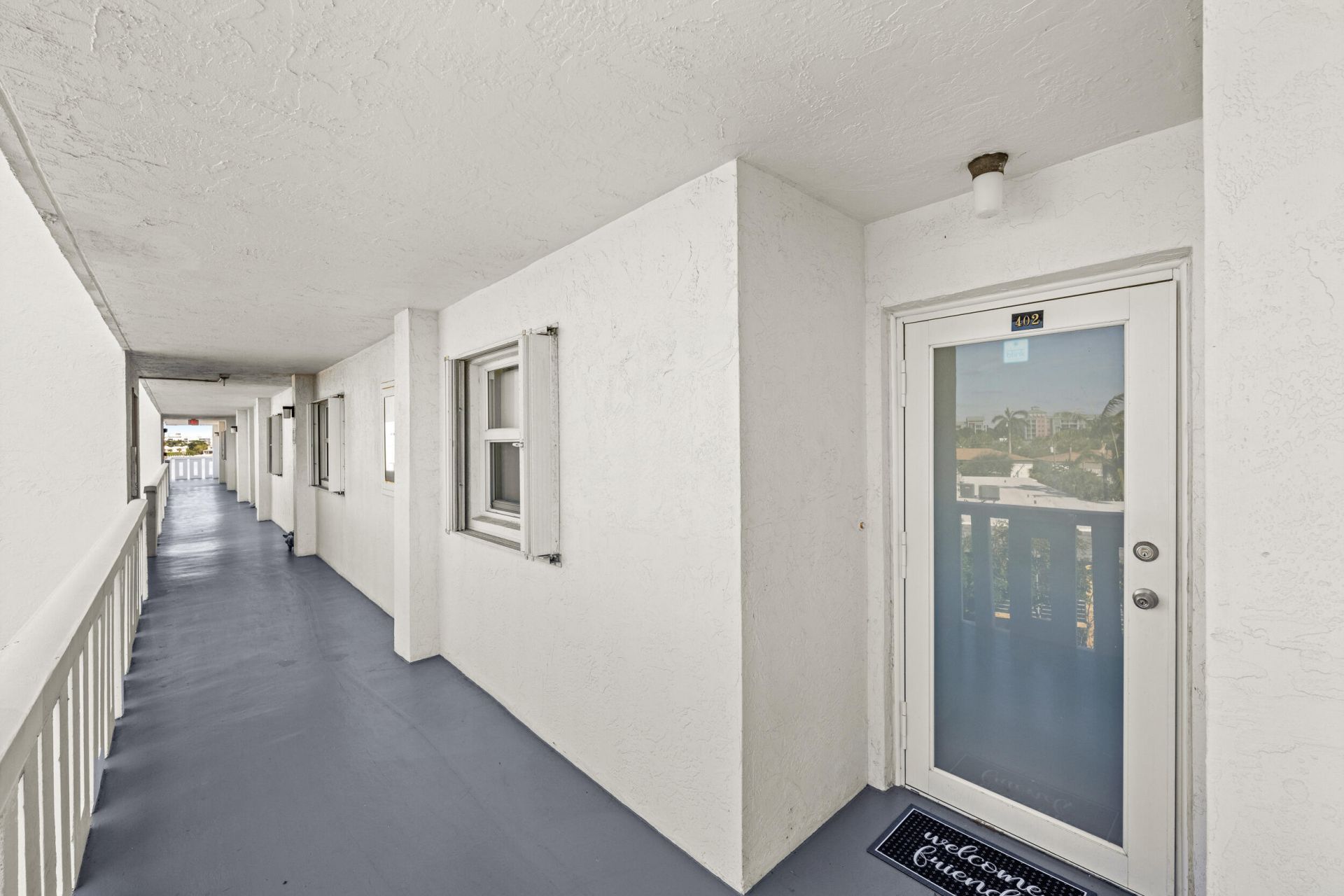 231 E Lantana Road, Unit 402, Lantana, FL 33462 Photo