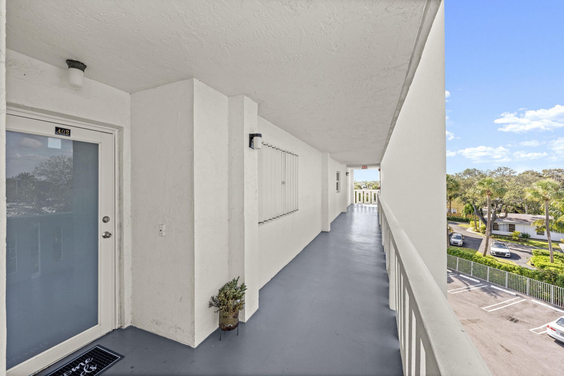 231 E Lantana Road, Unit 402, Lantana, FL 33462 Photo