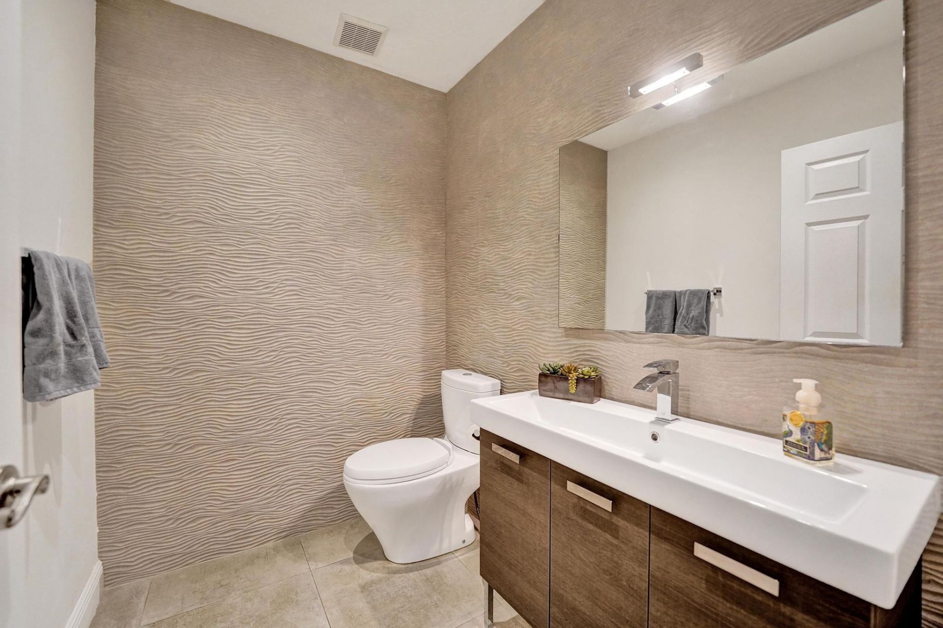 2825 SW 132nd Way, Davie, FL 33330 Photo