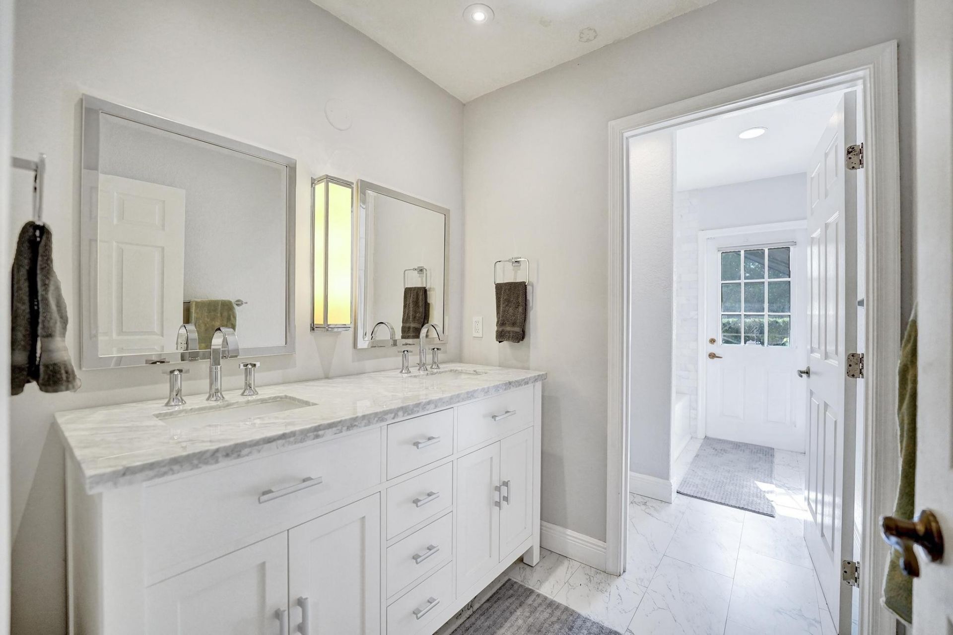 2825 SW 132nd Way, Davie, FL 33330 Photo