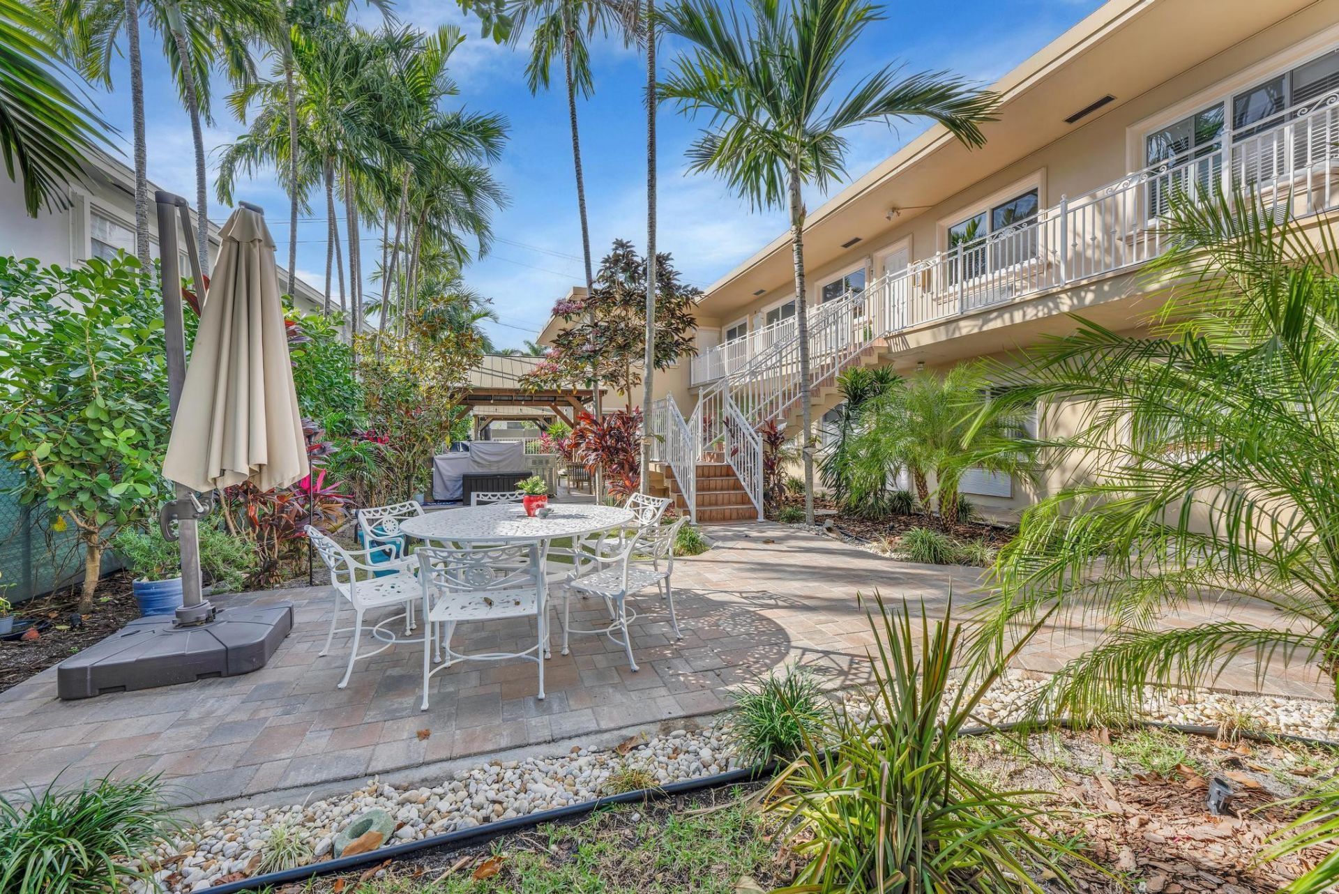 925 N Intracoastal Drive, Unit 2, Fort Lauderdale, FL 33304 Photo