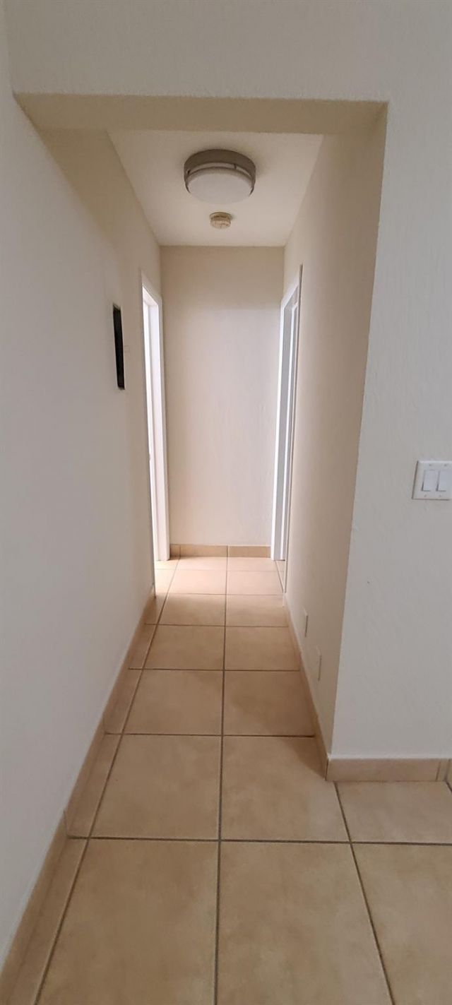 925 N Intracoastal Drive, Unit 2, Fort Lauderdale, FL 33304 Photo